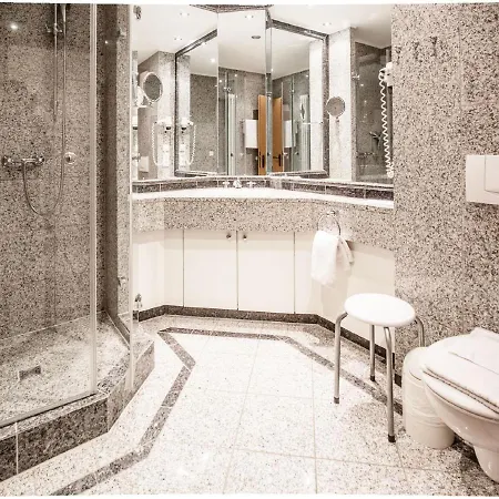 Apartment Duenenpark - Komfort Mit 1 Schlafzimmer Und Balkon Im Dachgeschoss 234 *